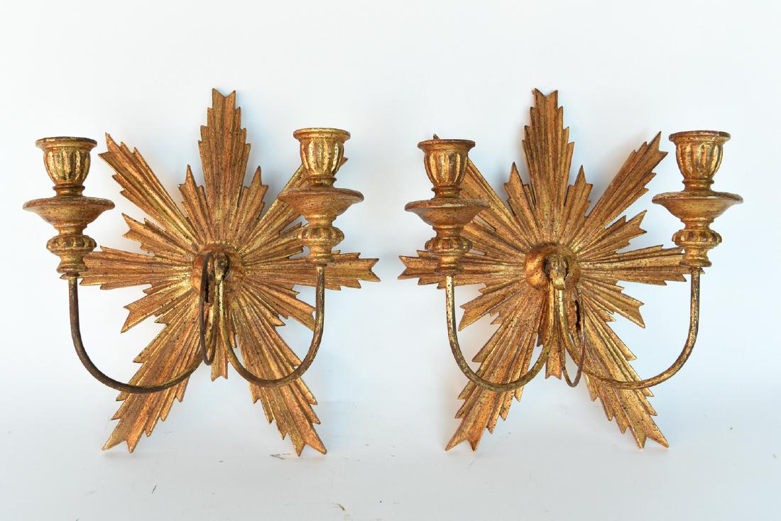 CHARLOTTE MOSS ITALIAN GILT WALL SCONCES: CHARLOTTE MOSS FOR BERGDORF GOODMAN Dimensions: H 16" x W 13.25" x D 7.25" Condition: Couple small chips to tips of"starburst".