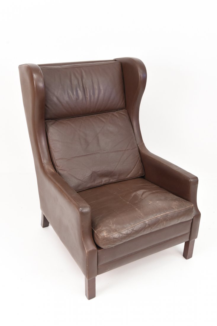 BORGE MOGENSEN STYLE CHOCOLATE LEATHER CHAIR: Dimensions: H 40" x W 27" x D 32" Condition: Vintage wear consistent with age and use. Some scuffs, scratches, and creasing to upholstery. Some nicks, dings, and finish wear to base.