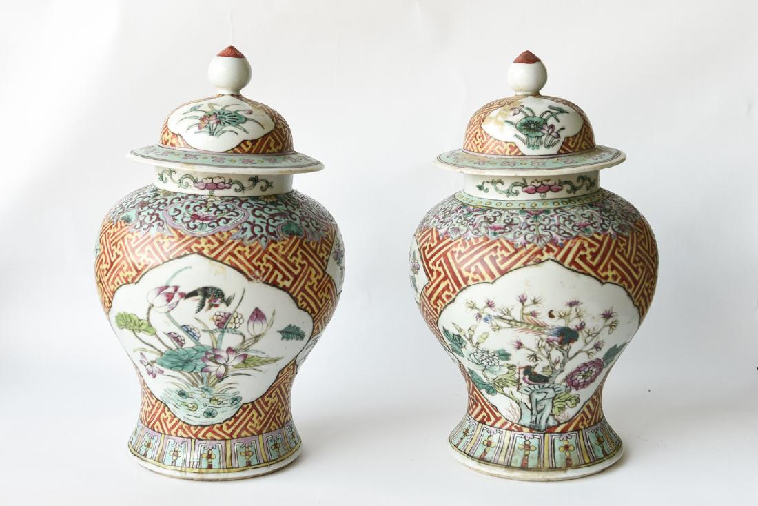 CHINESE PORCELAIN TEMPLE / GINGER JARS (1 of 9)