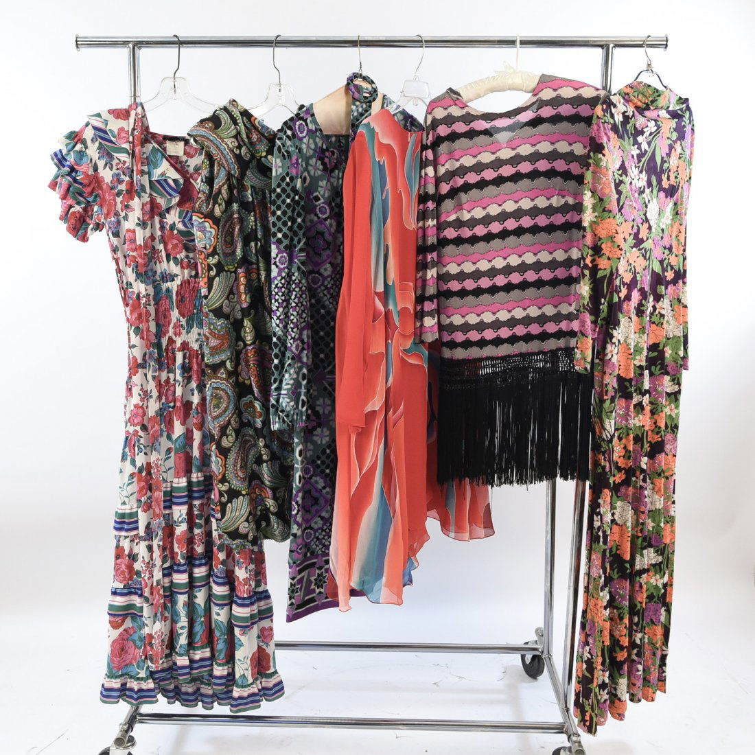 VINTAGE DRESS GROUPING (1 of 7)