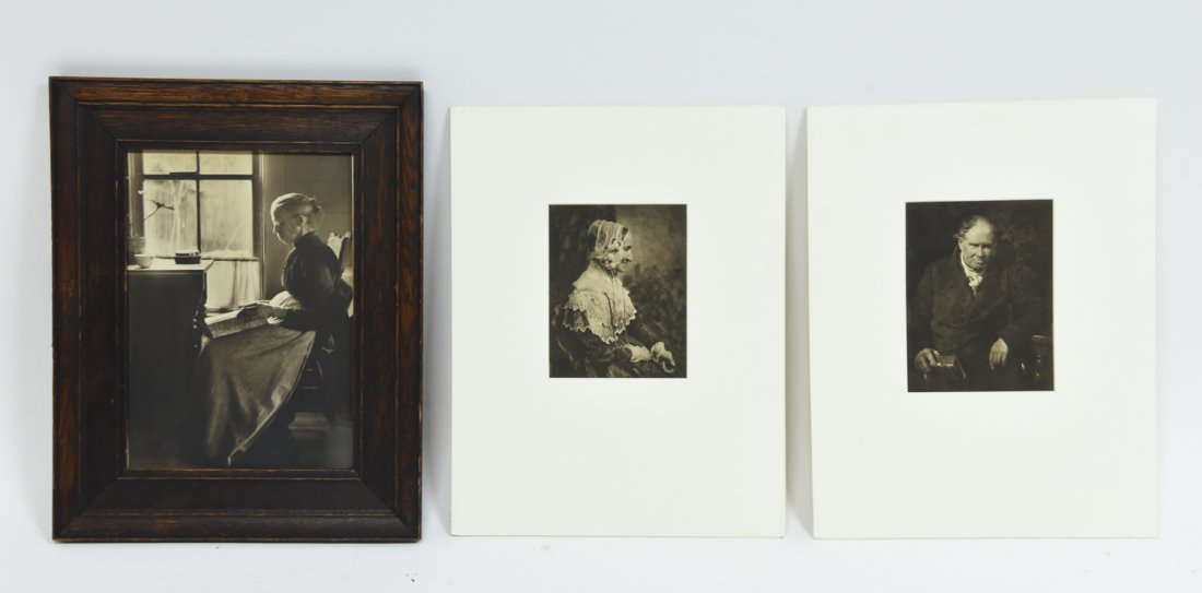 (3) PHOTOGRAPHS (1 of 10)