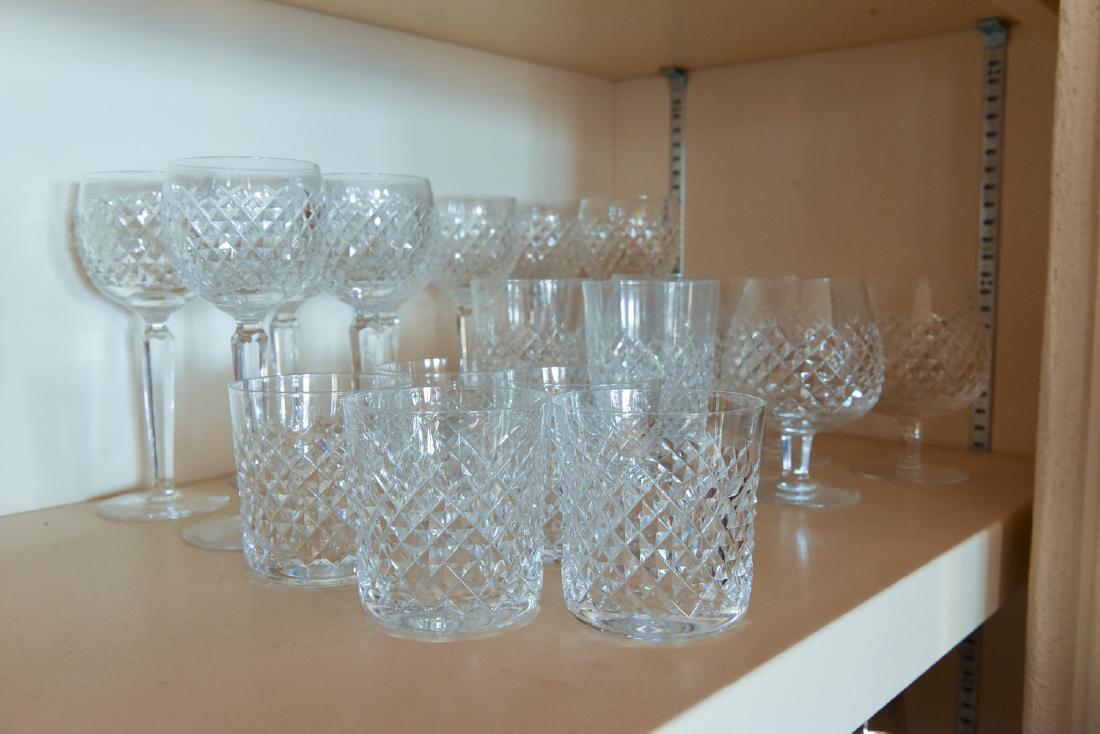 GROUPING OF WATERFORD CRYSTAL STEMWARE & GLASSES (1 of 7)