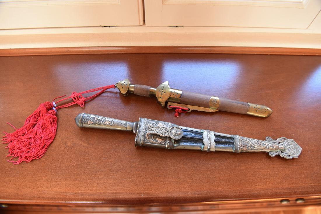 (2) KNIVES IN SHEATHS (1 of 12)