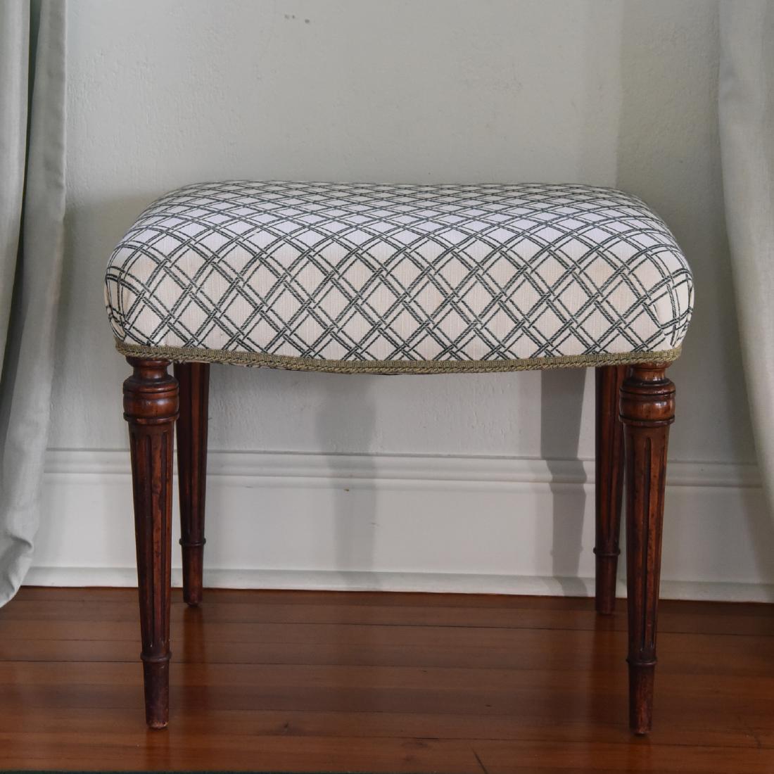 FRENCH STYLE OTTOMAN (1 of 5)