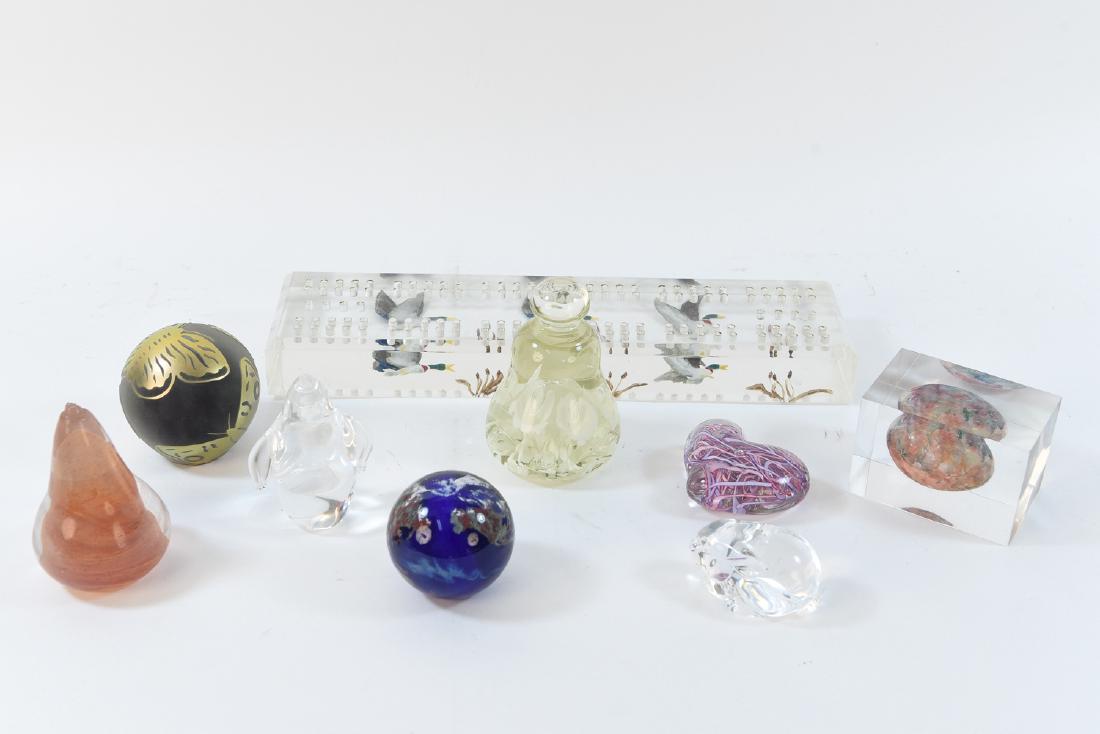 GROUPING INLC. LUCITE & GLASS PAPERWEIGHTS ETC. (1 of 7)