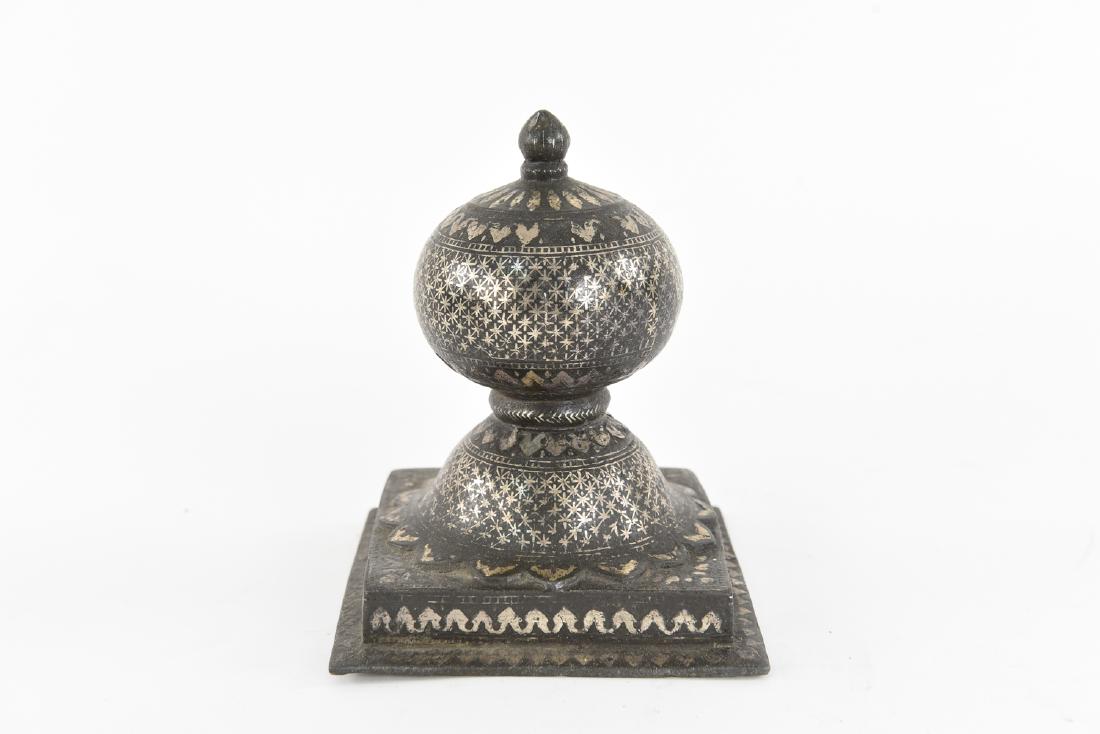 ANTIQUE BIDRI WARE SILVER INLAID CARPET WEIGHT (1 of 7)