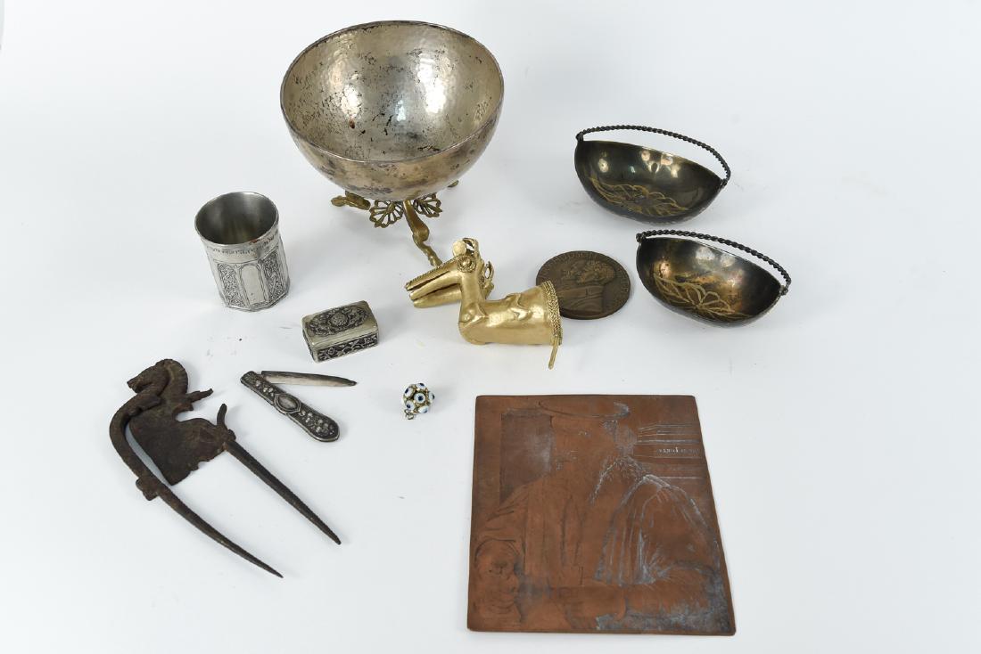 DECORATIVE METAL GROUPING (1 of 10)