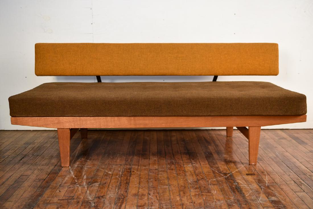POUL M. VOLTHER MODEL H9 TEAK DAYBED (1 of 10)