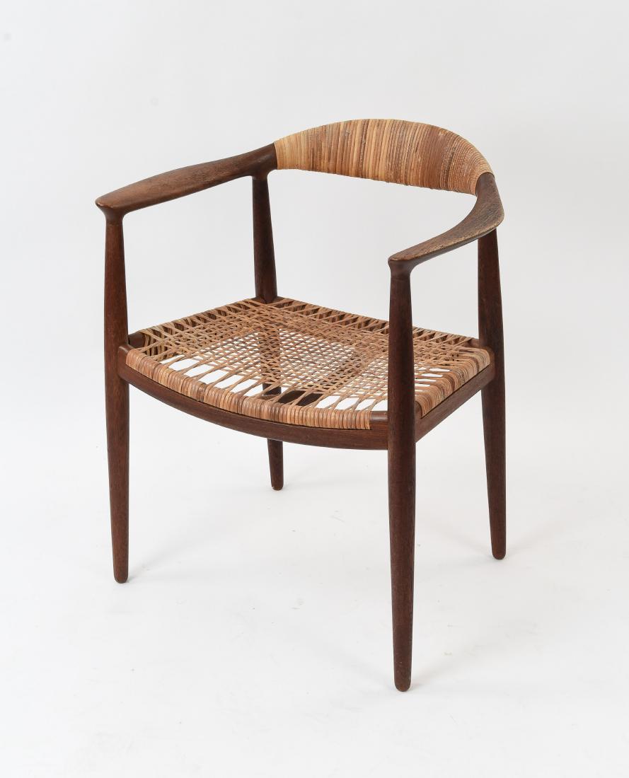 HANS WEGNER MODEL JH501 ROUND CHAIR (1 of 10)