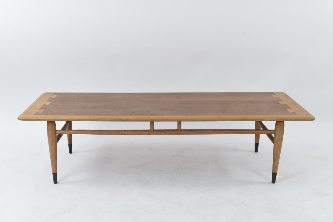 LANE ACCLAIM SERIES DOVETAIL COFFEE TABLE (1 of 9)