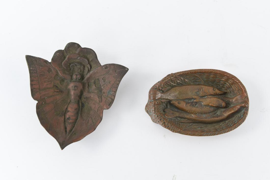 (2) BRASS DISHES INCL. VIRGINIA METALCRAFTERS (1 of 9)