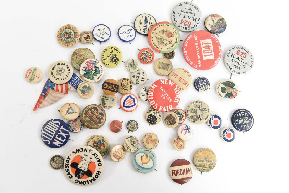VINTAGE COLLECTABLE PIN BACK BUTTONS (1 of 7)