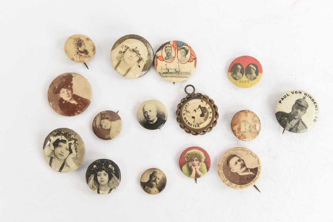 VINTAGE COLLECTABLE PIN BACK BUTTONS (1 of 6)