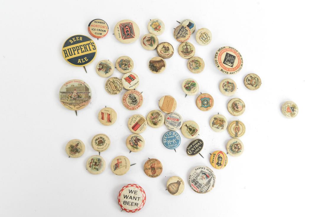 VINTAGE COLLECTABLE PIN BACK BUTTONS (1 of 7)