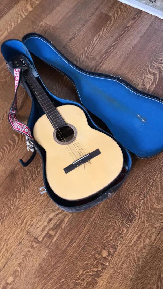 GIANNINI ACOUSTIC GUITAR (1 of 5)