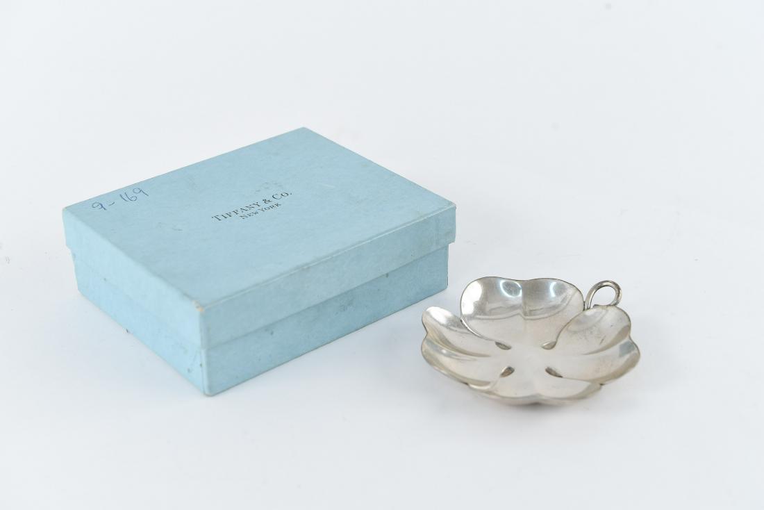 TIFFANY SILVER FOUR LEAF CLOVER DISH (1 of 4)
