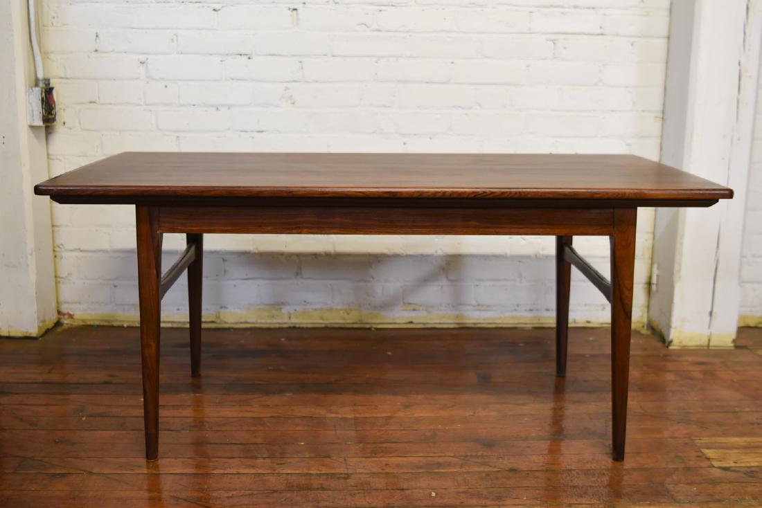 DANISH MID-CENTURY ROSEWOOD EXTENDING COFFEE TABLE (1 of 11)