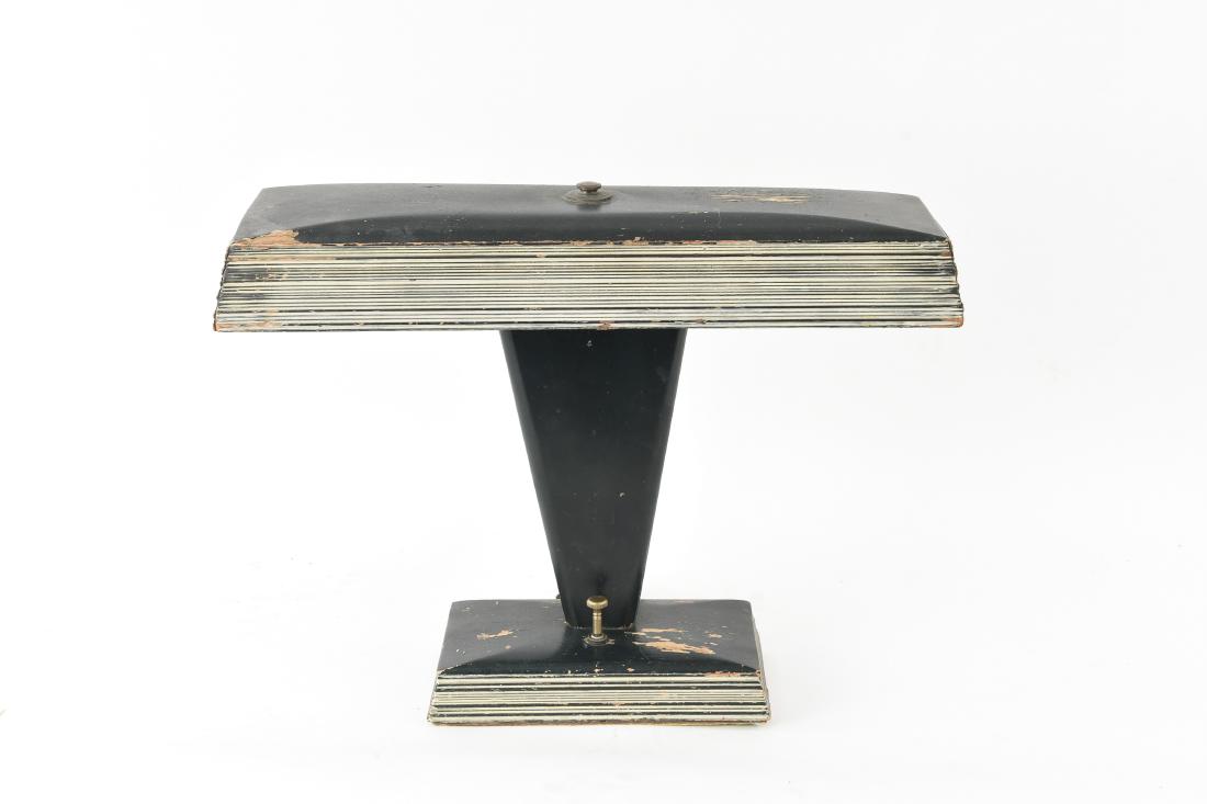 ART DECO WOODEN TABLE LAMP (1 of 9)