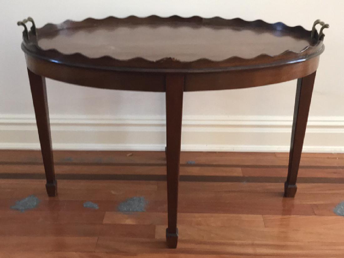 PIE CRUST TRAY TOP COFFEE TABLE (1 of 6)