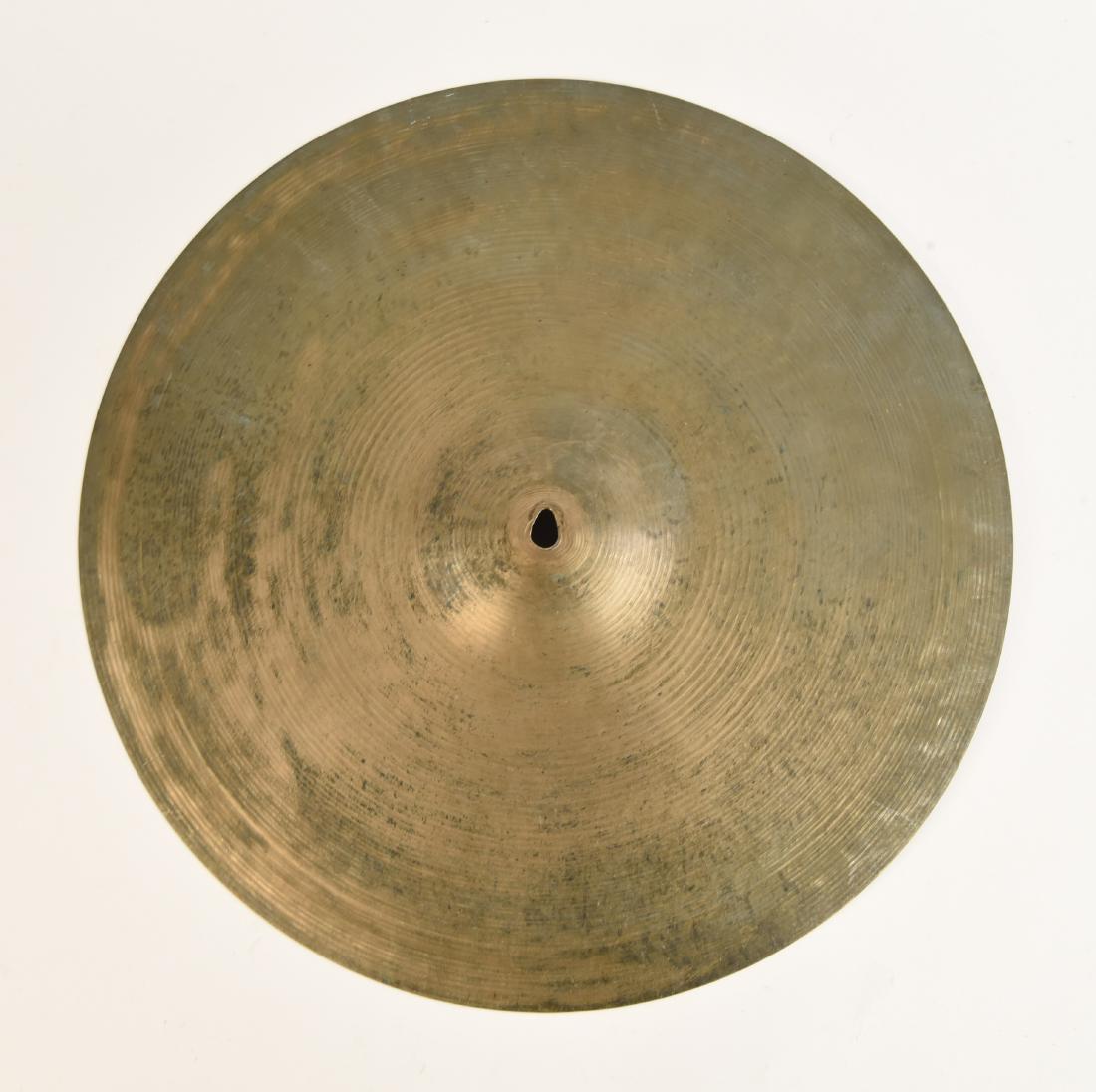 AVEDIS ZILDJIAN 18" VINTAGE CYMBAL (1 of 7)