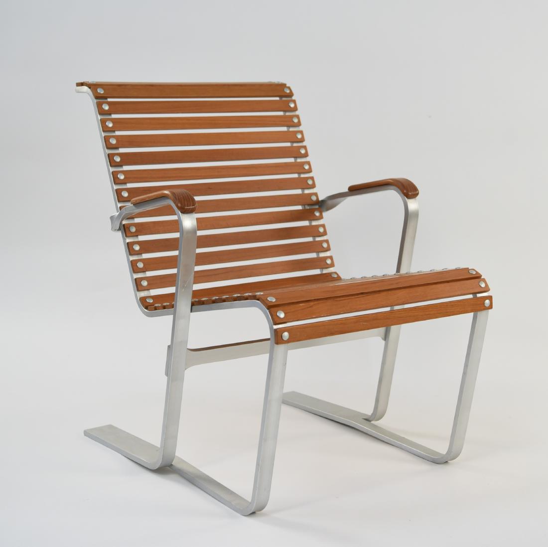 80'S ALUMINUM & WOODEN SLAT CHAIR: Dimensions: H 31.25" x W 23.25" x D 26" Condition: Few minor nicks and dings to edges. Light wear consistent with use.