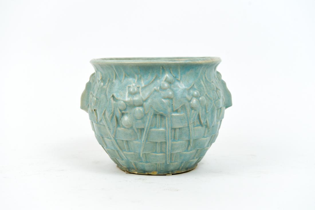 AMERICAN POTTERY PLANTER (1 of 4)