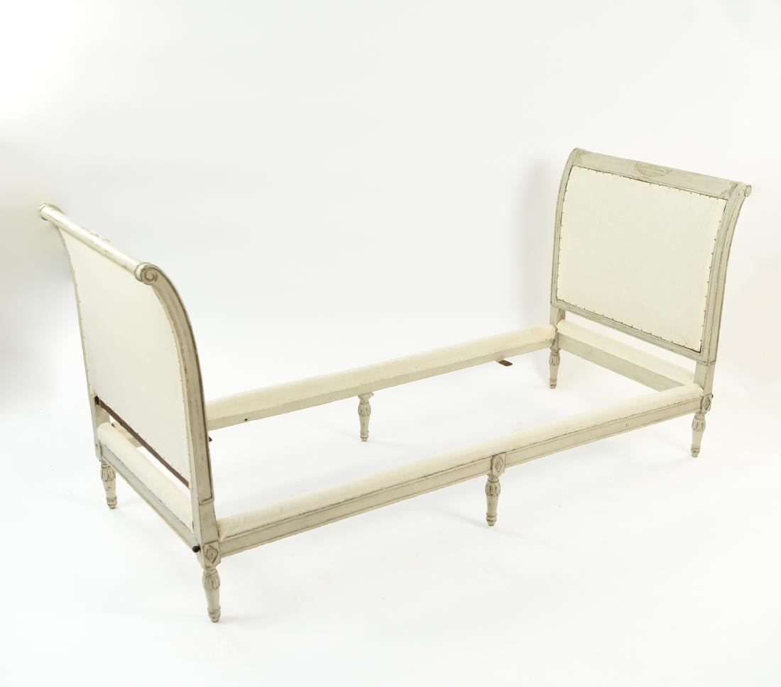 SWEDISH DAYBED (1 of 17)