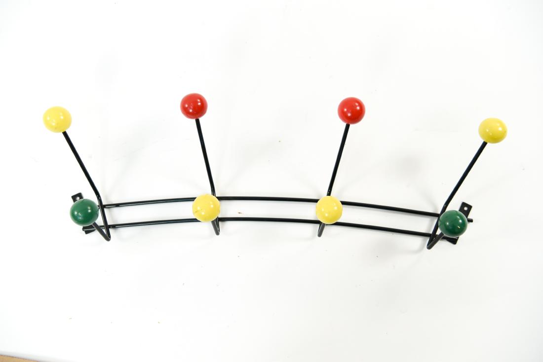 WIRE BALL WALL MOUNT COAT RACK (1 of 6)