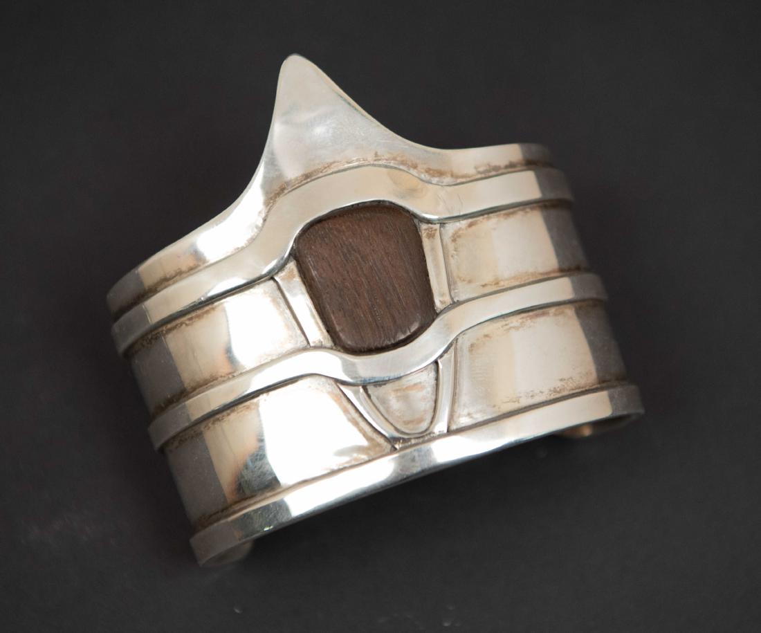 MEXICAN STERLING SILVER BANGLE BRACELET (1 of 8)