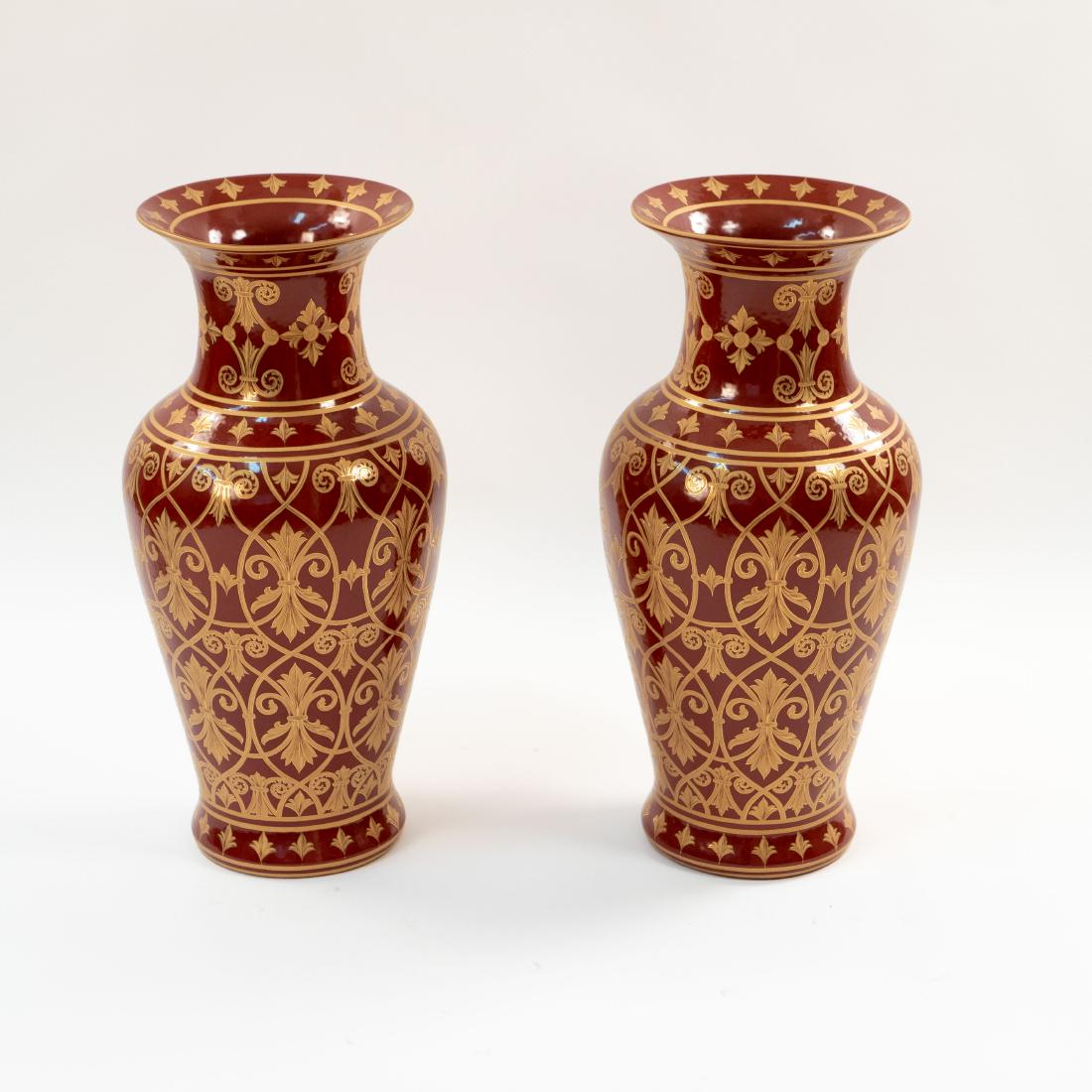 PAIR OF LARGE DECORATIVE PORCELAIN URNS (1 of 15)