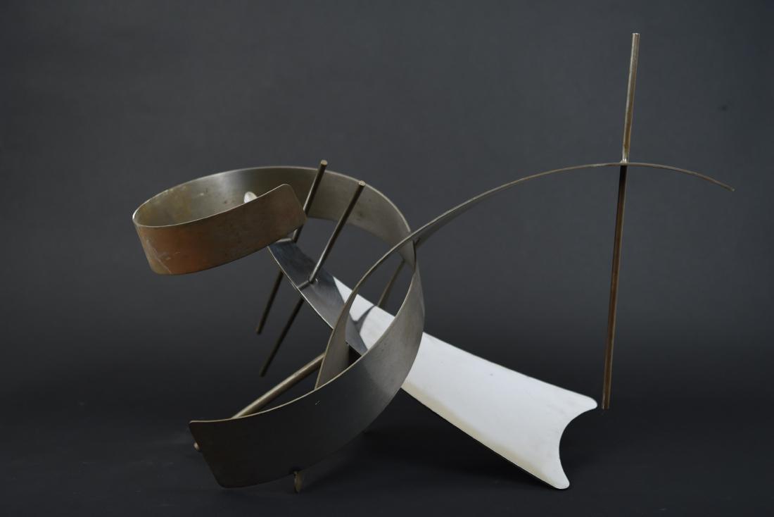 JERE SCULPTURE: Unsigned. Dimensions: H 25.75" x W 16" x D 15" Condition: Some finish wear.