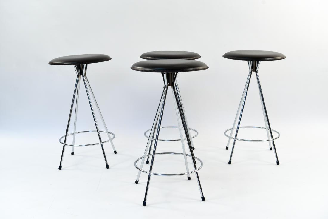 (4) SWIVEL BAR STOOLS (1 of 13)