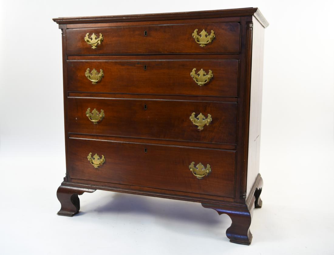 ANTIQUE MAHOGANY CHEST OF DRAWERS (1 of 16)