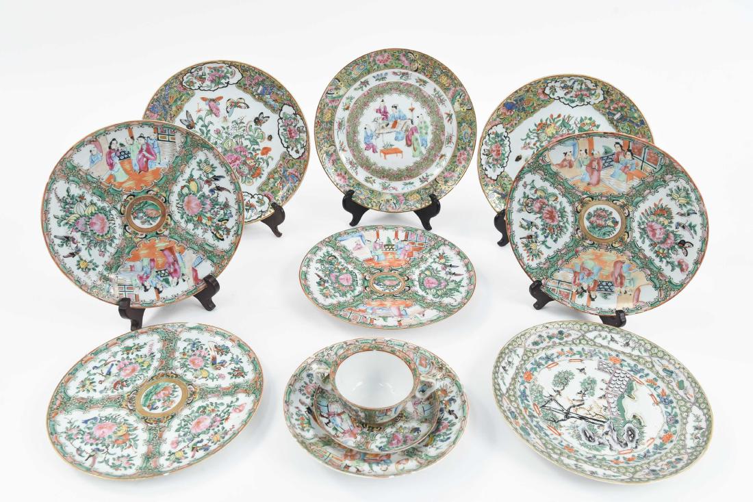 CHINESE ROSE MEDALLION PORCELAIN GROUPING (1 of 11)
