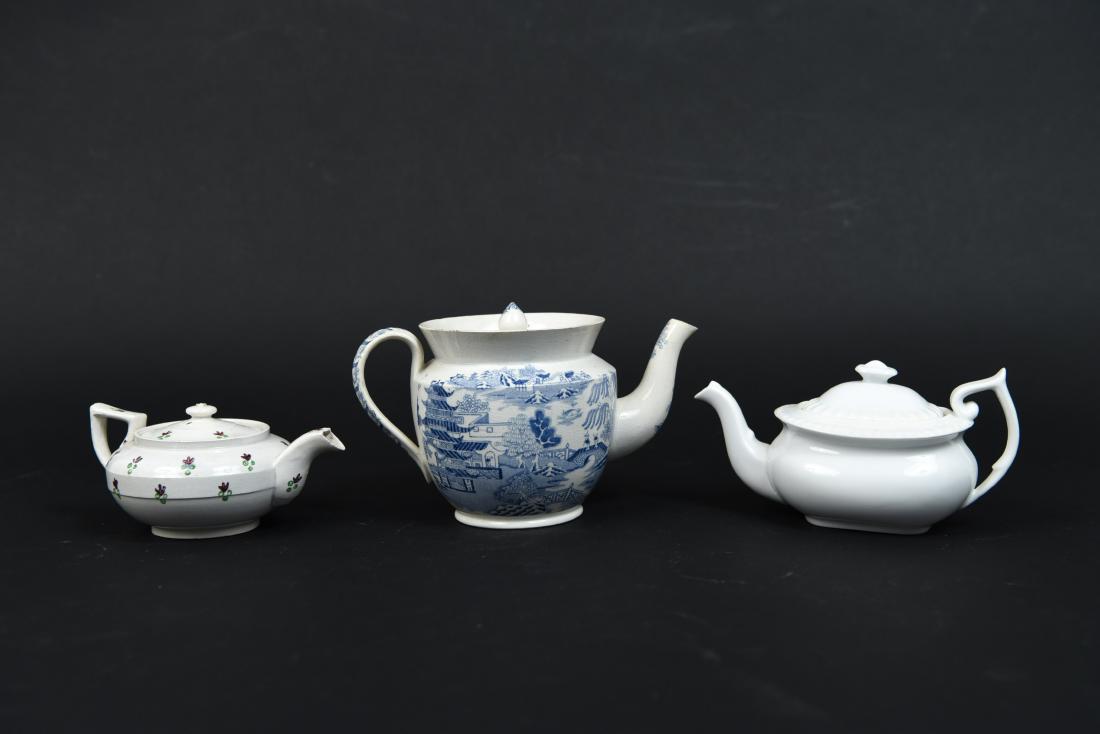 TEAPOT GROUPING INCL. SPODE COPELAND (1 of 9)
