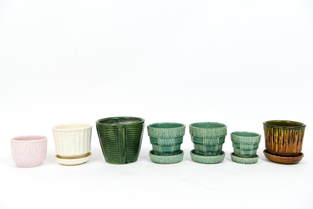 MCCOY POTTERY PLANTER GROUPING (1 of 10)