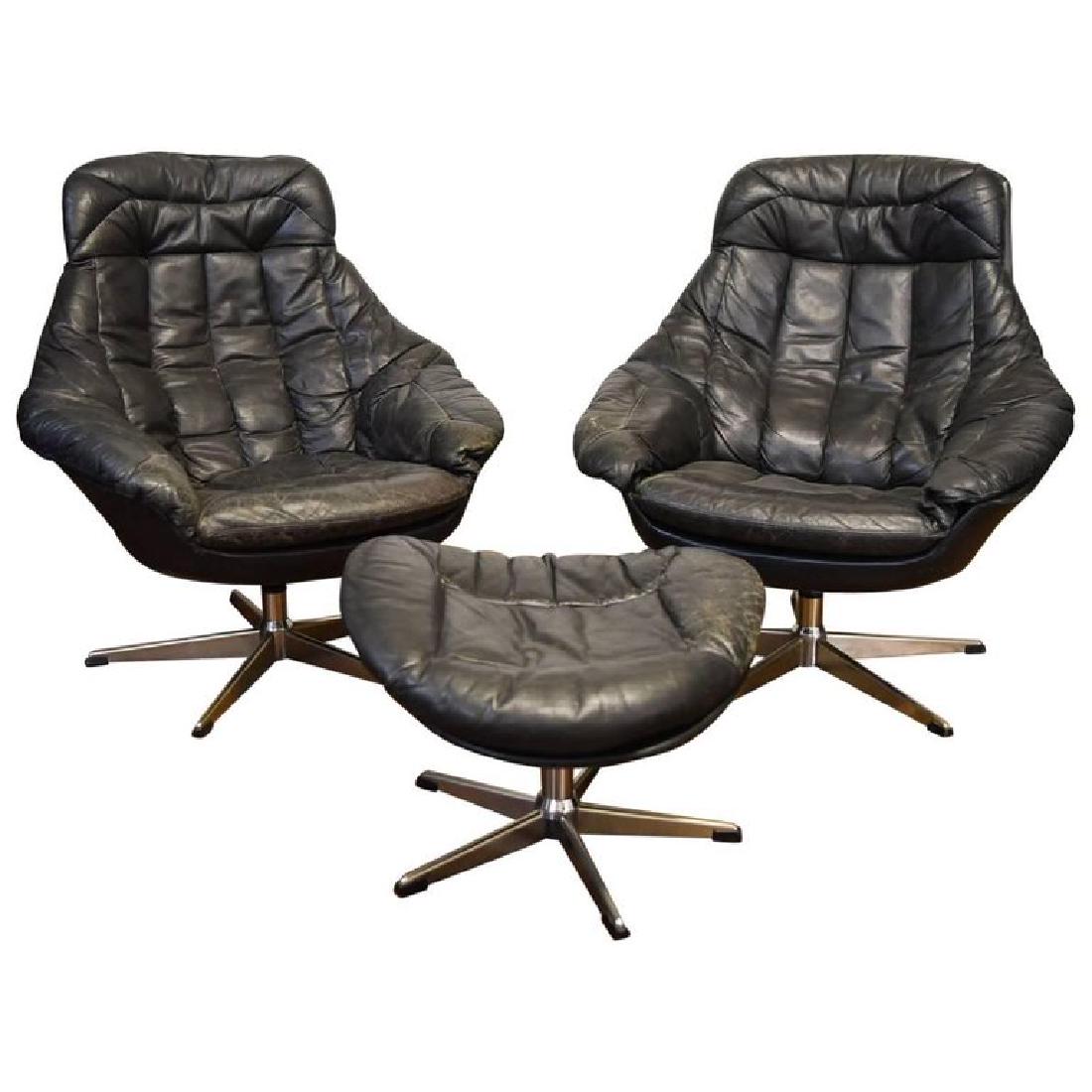 HW. KLEIN, BRAMIN MOBLER LOUNGE CHAIRS & OTTOMAN (1 of 9)
