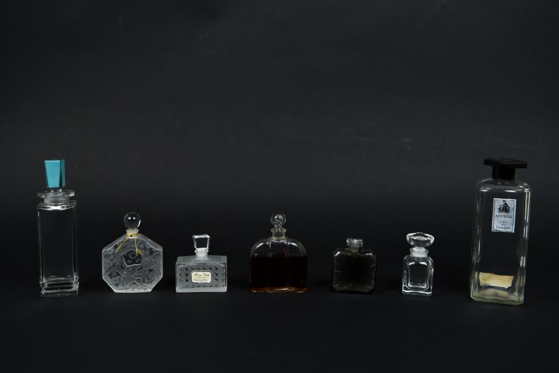 PERFUME BOTTLE GROUPING (1 of 9)
