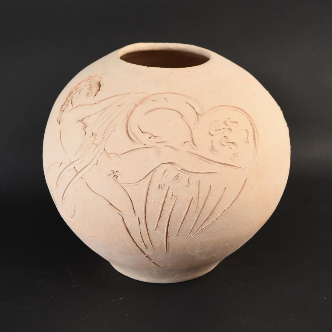 REUBEN NAKIAN (AMERICAN 1897-1986) VASE: Marked V 78.05 on bottom. Women depicted on front. Signed Nakian, 1978, Jamey. Dimensions: H 13" x D 15" Condition: No issues to note.