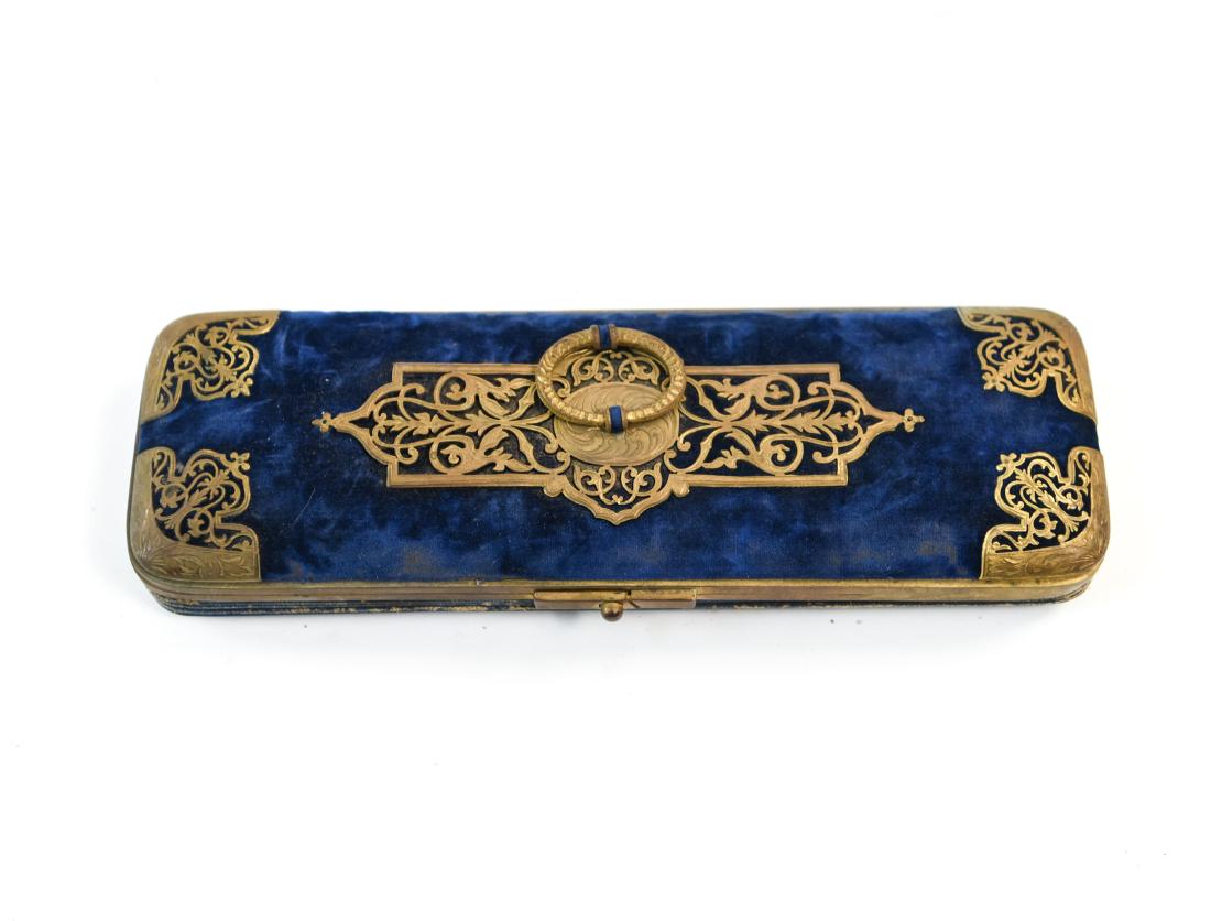 VICTORIAN GLOVE BOX (1 of 8)