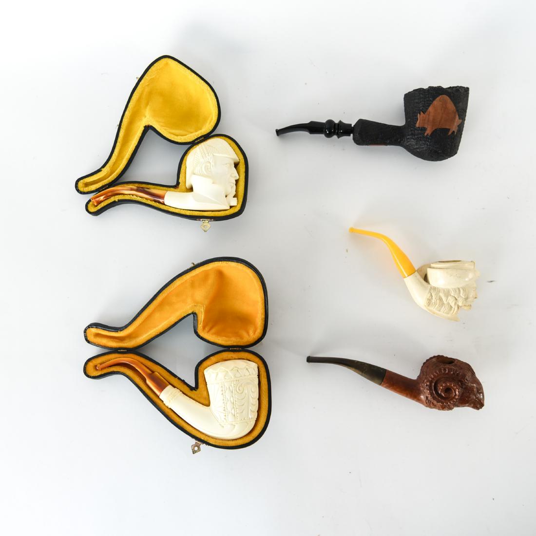 GROUPING OF CARVED PIPES INCL. MEERSCHAUM (1 of 14)