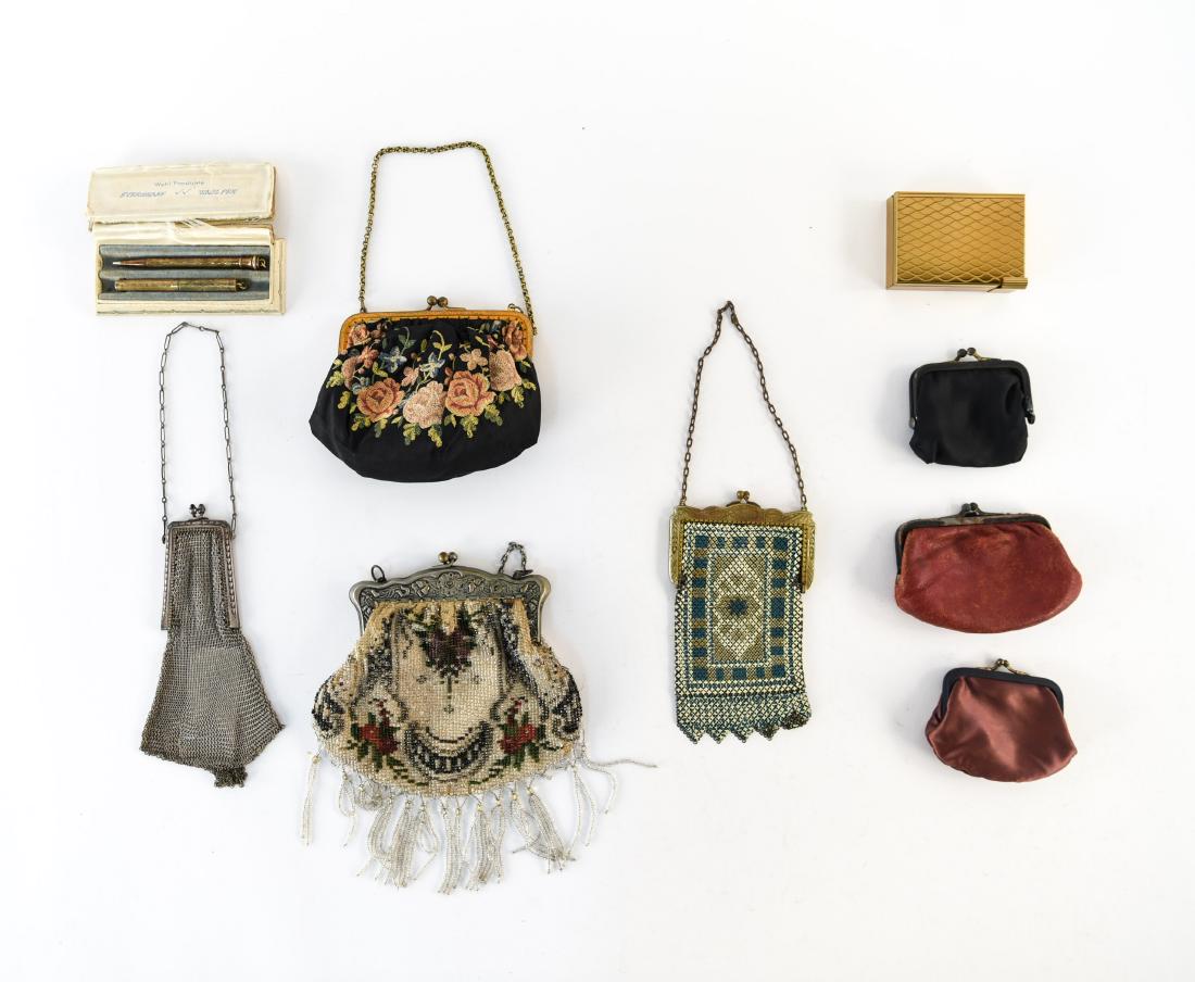 VINTAGE WOMEN'S ACCESSORIES (1 of 12)