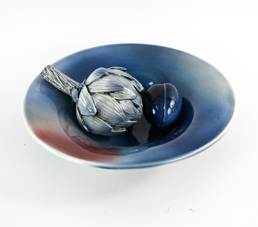 DORRIT VON FIEANDT AND OLIN-GRONQVIST ARABIA BOWL: "Team Work" '88. Dimensions: H 4.5" x Dia. 14" Condition: No issues to note.