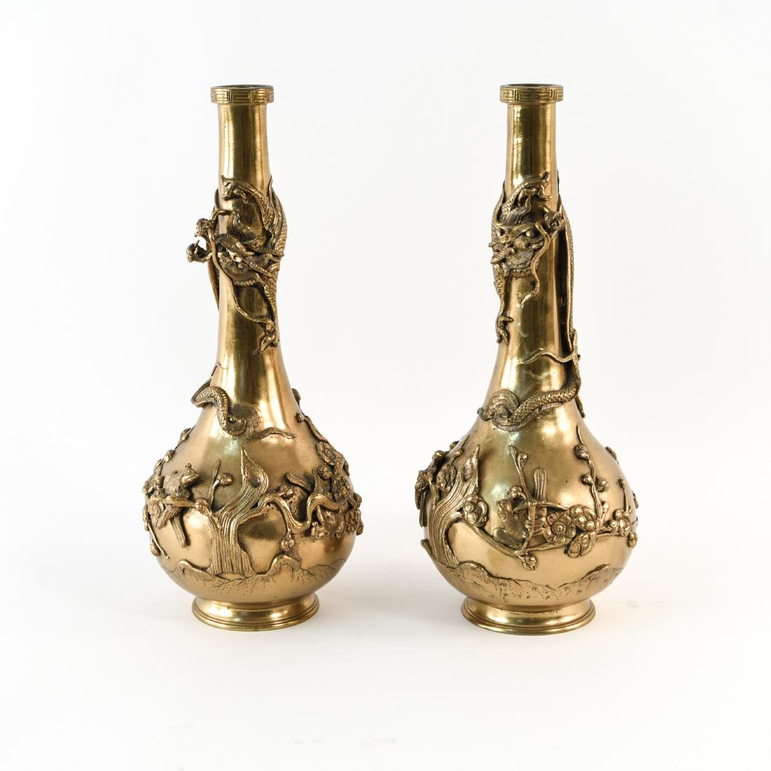 PAIR OF MODERN ASIAN STYLE VASES (1 of 13)