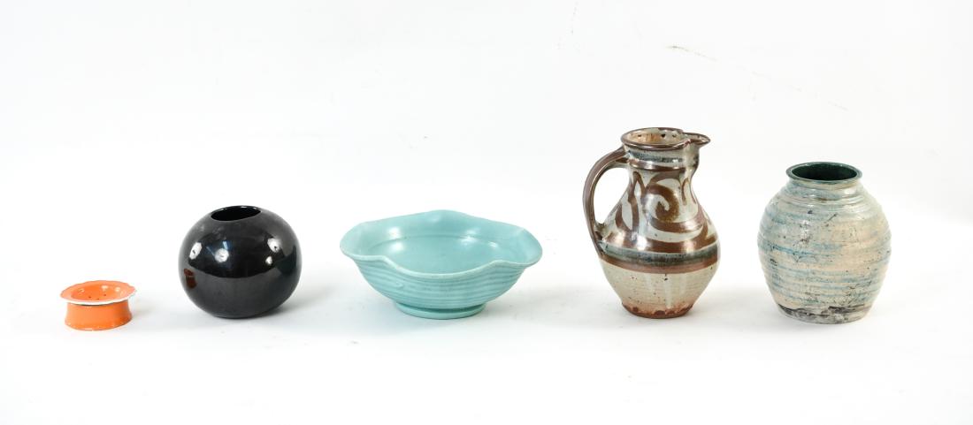 MID-CENTURY CERAMIC GROUPING (1 of 8)