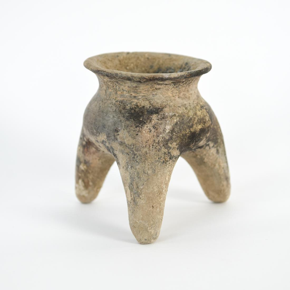 PRE-COLUMBIAN TRIPOD VESSEL, QUIBOR VENEZUELA (1 of 7)