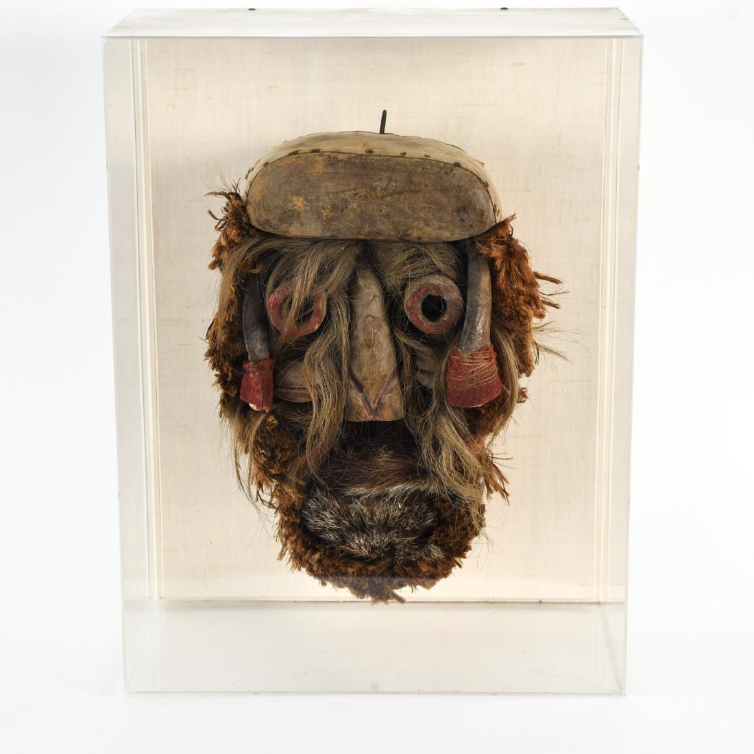 VINTAGE ZAIRE AFRICAN MASK (1 of 7)