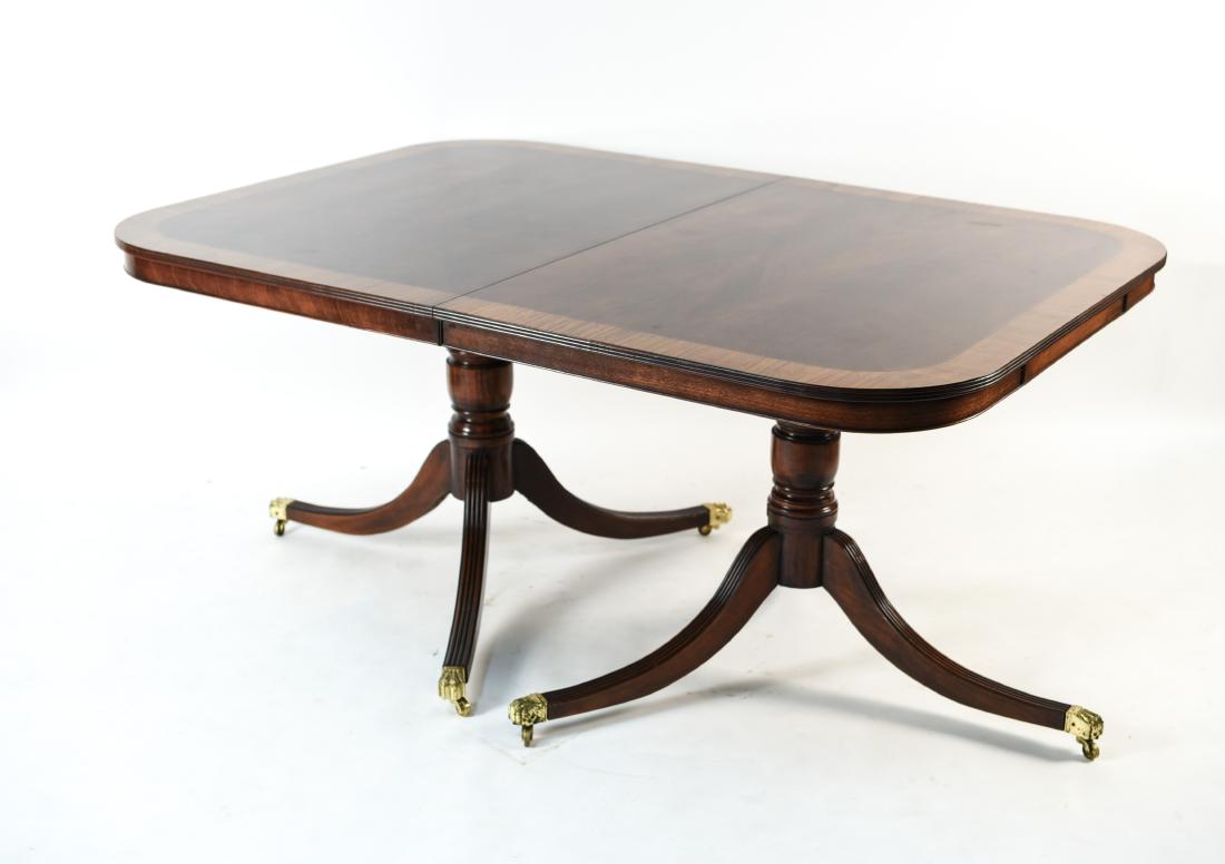 MAHOGANY BANDED DINING TABLE WITH (2) LEAVES (1 of 20)