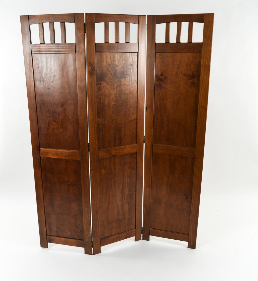 WOODEN FOLDING SCREEN (1 of 8)