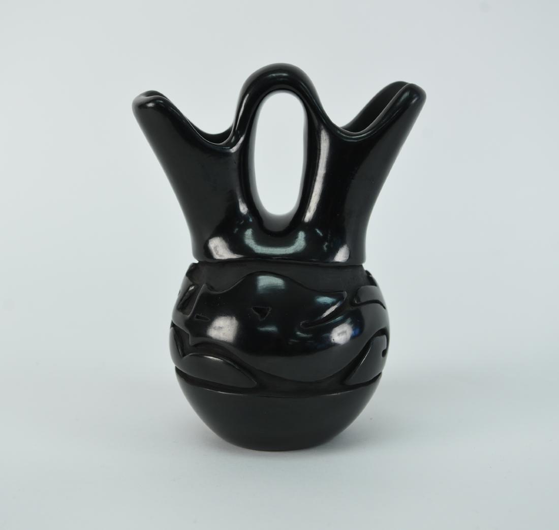 MIDA TAFOYA SANTA CLARA BLACKWARE WEDDING VASE (1 of 9)